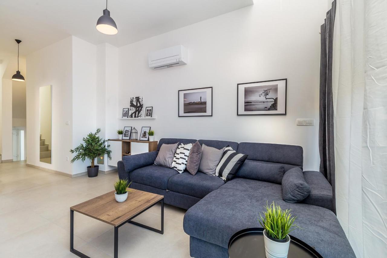 Apartments Solis Lacus Penthouse 니바이스 외부 사진