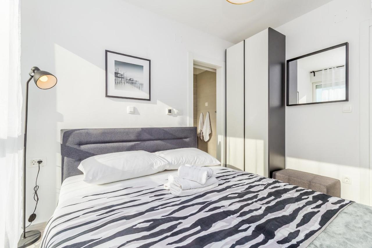 Apartments Solis Lacus Penthouse 니바이스 외부 사진