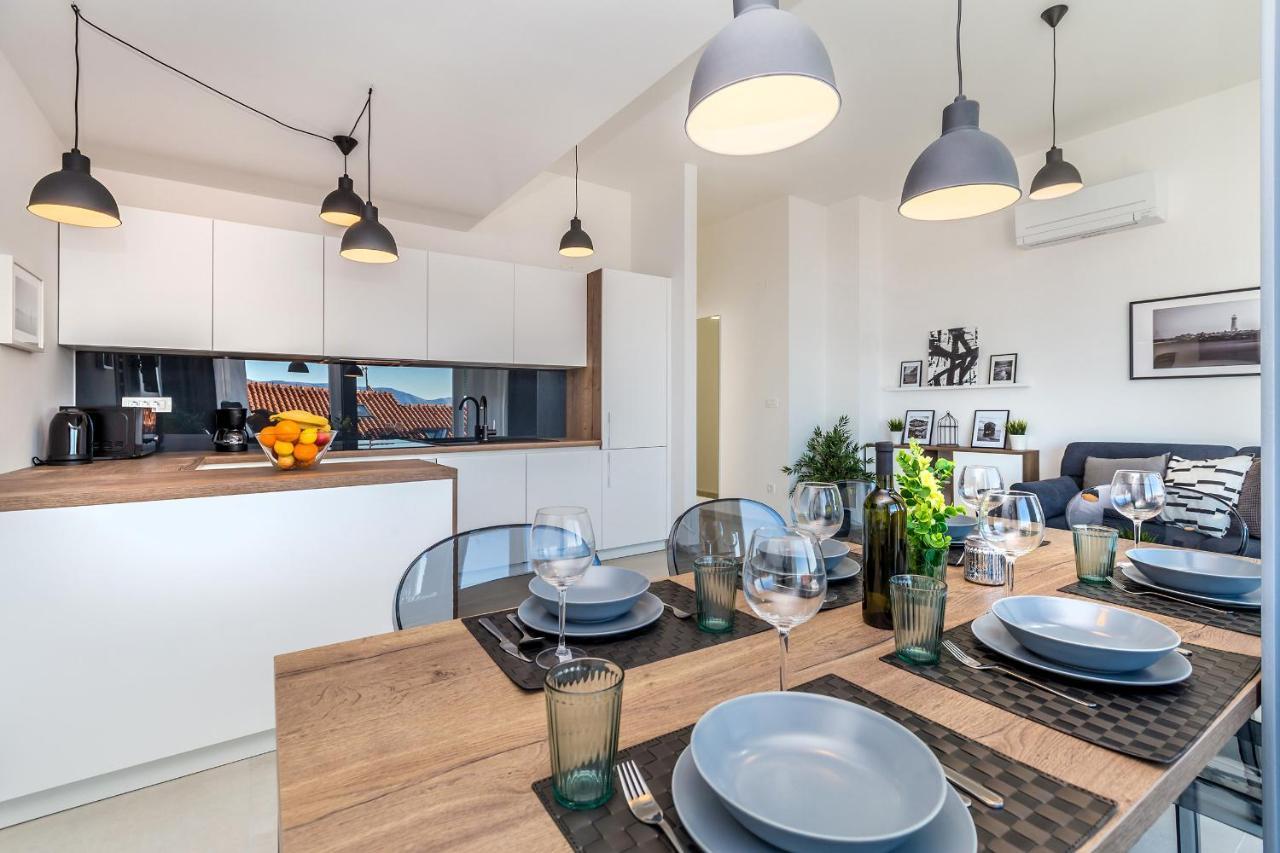Apartments Solis Lacus Penthouse 니바이스 외부 사진