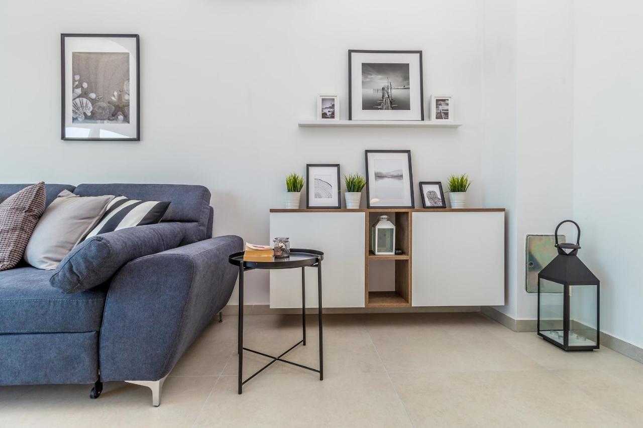 Apartments Solis Lacus Penthouse 니바이스 외부 사진