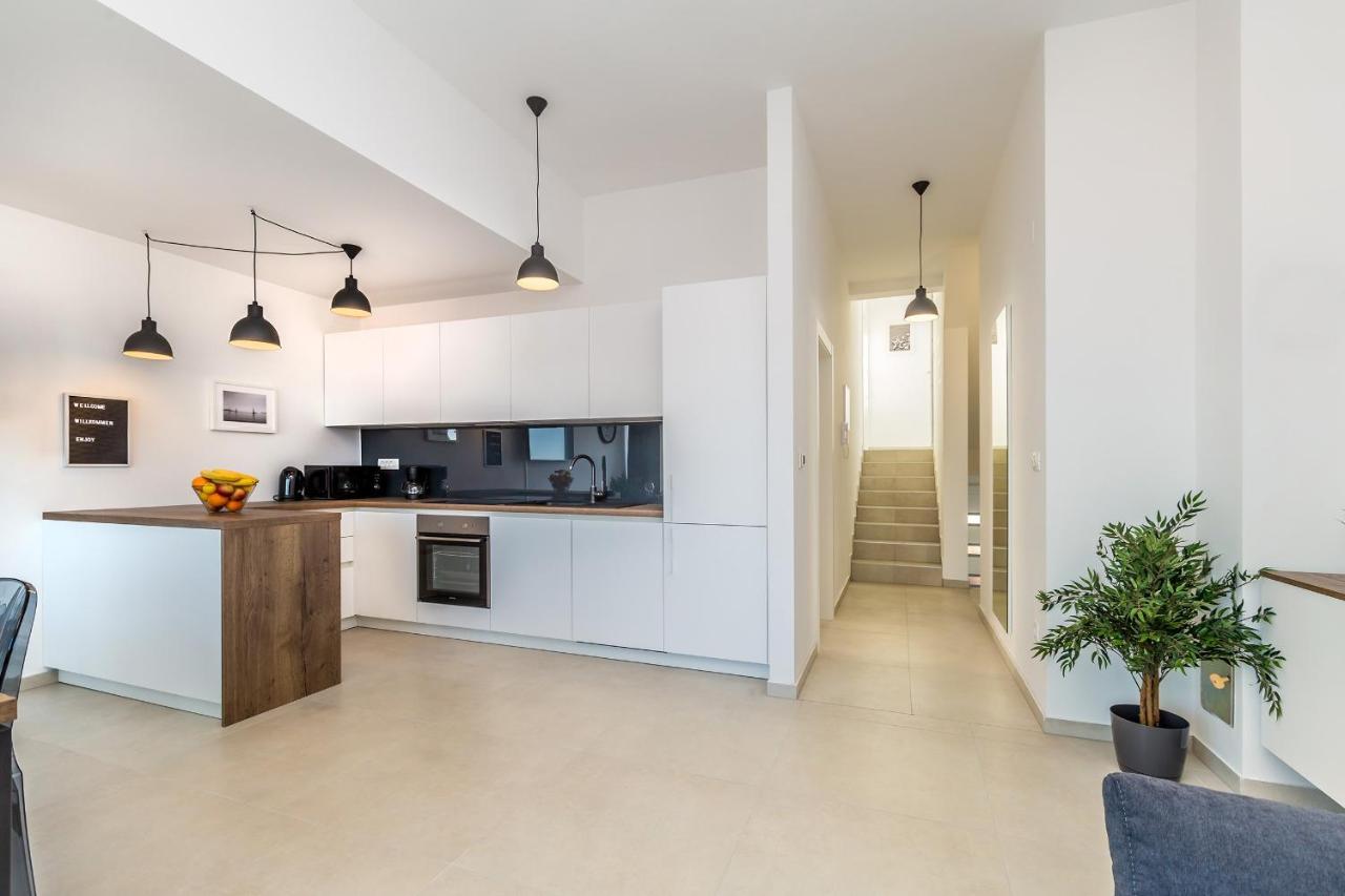 Apartments Solis Lacus Penthouse 니바이스 외부 사진